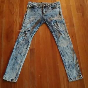 Distressed/destroyed VIP jeans